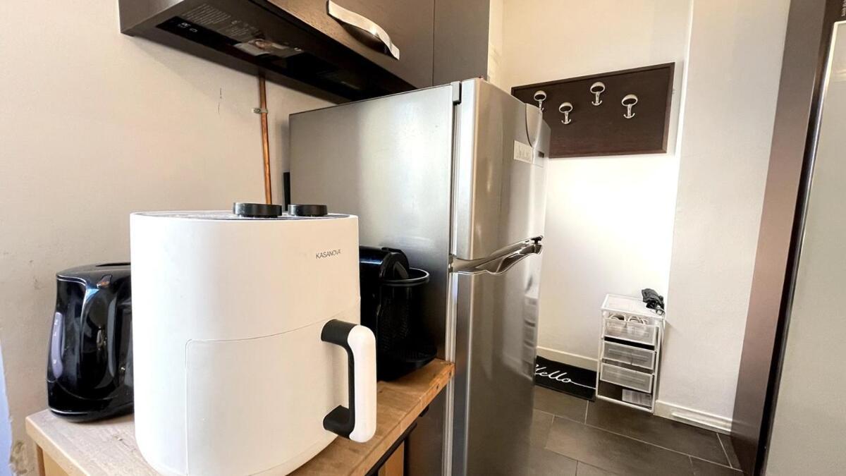 Stylish Duplex On Two Levels 15 Mins From Duomo Apartment *